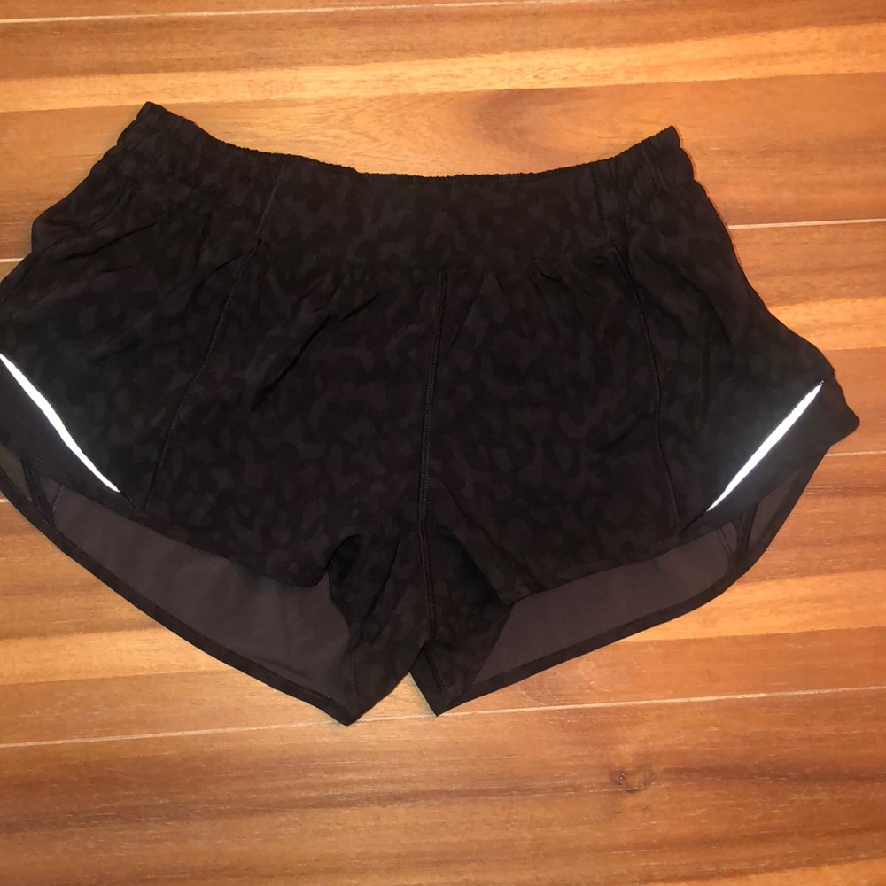Lululemon Black Camouflage Hotty Hot Shorts